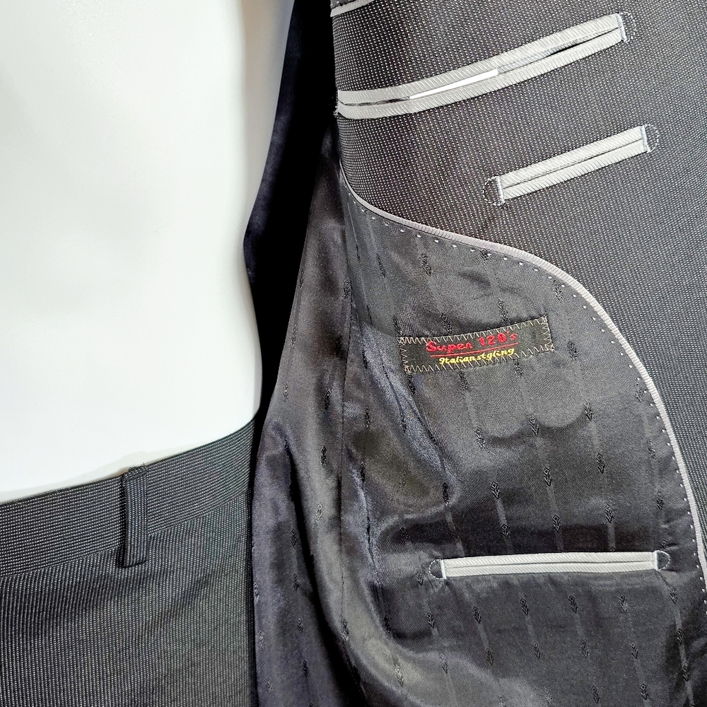 Vernon Fashion Italian Styling Suit - Picture 5 of 16